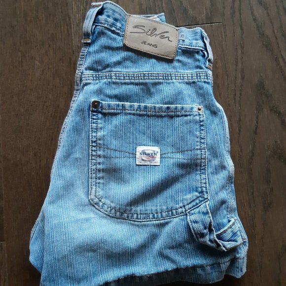 silver jeans light washed high waisted shorts - Picture 3 of 5